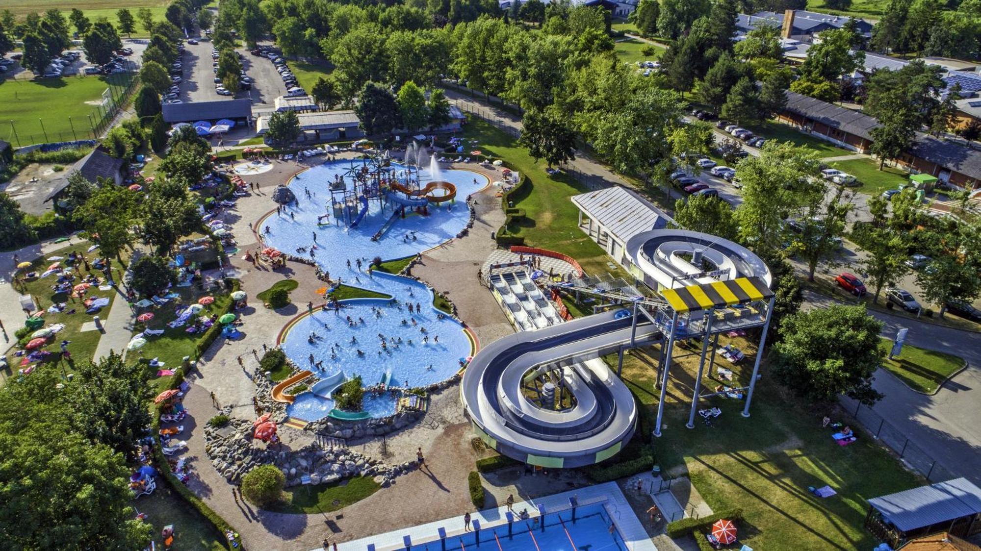 Deluxe Lake View Mobile Homes With Thermal Riviera Tickets Чатеж об Сави Екстериор снимка